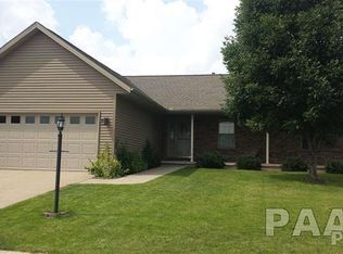 600 Grandyle Dr, Washington, IL