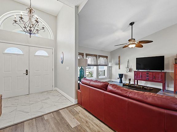 5th image of 210 Ramie Lane
