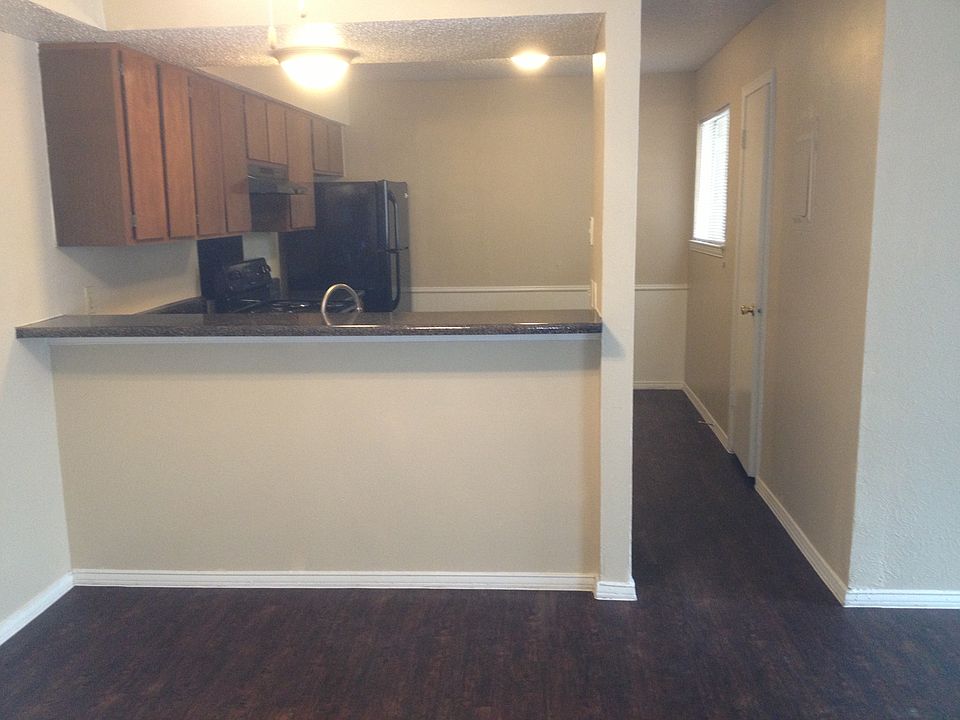 Spacious Kitchen