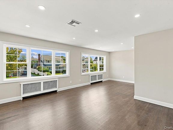 3rd image of 9 John Street