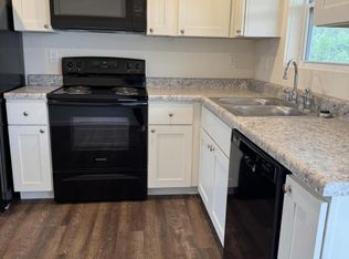 323 Cedar Cove Ln APT 203, Burfordville, MO 63739