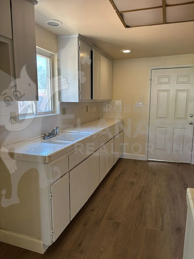 2 Bedroom/ 1 bathroom home. — Photo 3