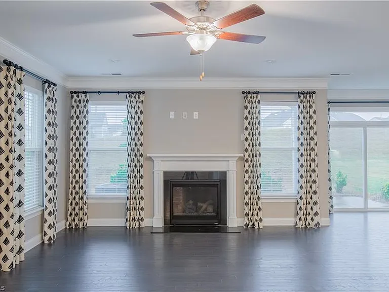 218 Crane Creek Way — Photo 11