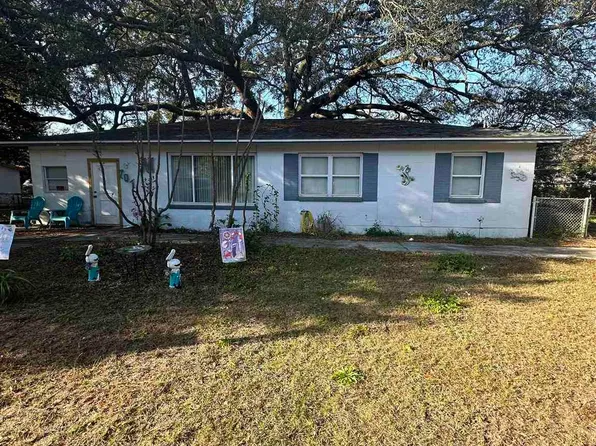 701 Montclair Rd, Pensacola, FL 32505