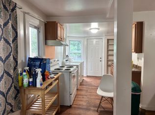 28 Compton St #1, New Haven, CT 06511