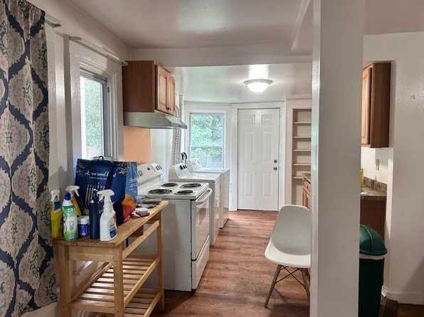 28 Compton St #1, New Haven, CT 06511