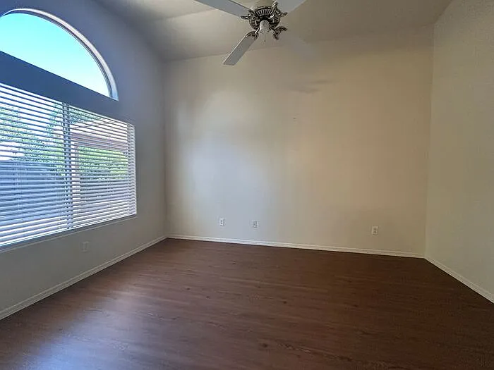 5082 W Buffalo St — Photo 21