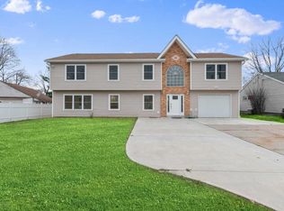 66 Charles Ter, Piscataway, NJ 08854