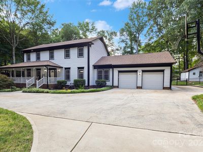 10700 Chestnut Hill Dr, Matthews, NC, 28105