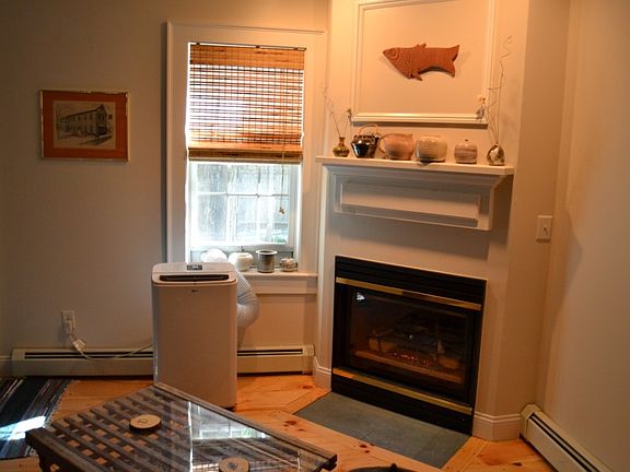 Living Room(B)