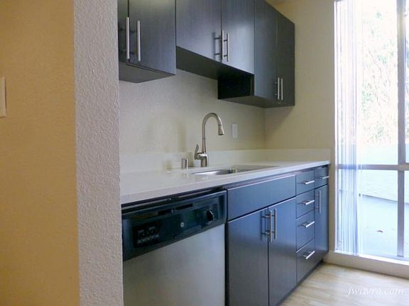 2nd image of 478 Warren Dr #203