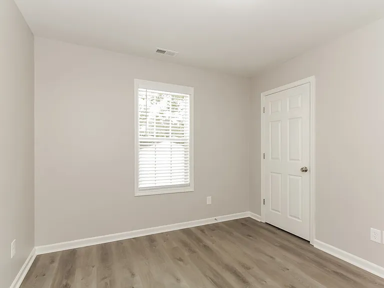 2707 Oasis Ln — Photo 11
