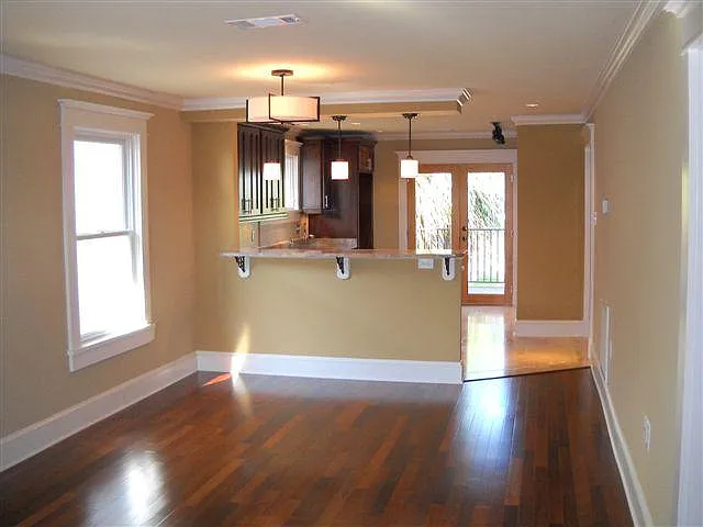 255 Belleville St — Photo 3