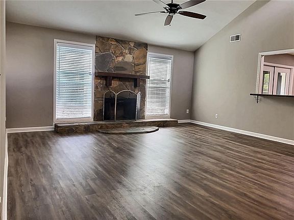 5th image of 2985 Christophers Ct