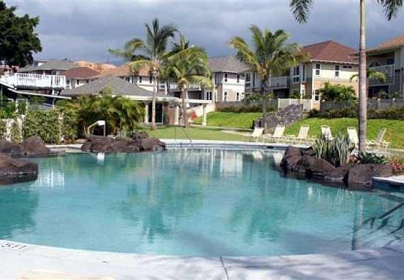 3rd image of 75-5919 Alii Dr APT 22