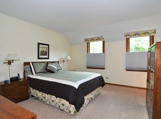 360 S Hickory Ave, Bartlett, IL