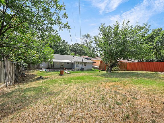 5th image of 717 NW 14th St