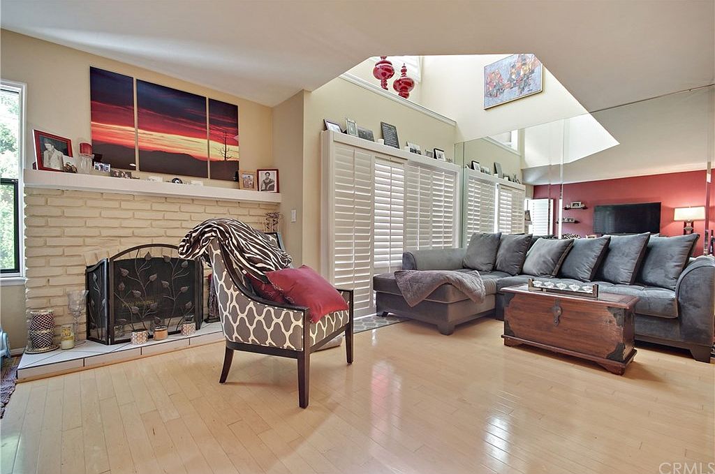 10926 Bluffside Dr Unit 27, Studio City, CA 91604 | Zillow