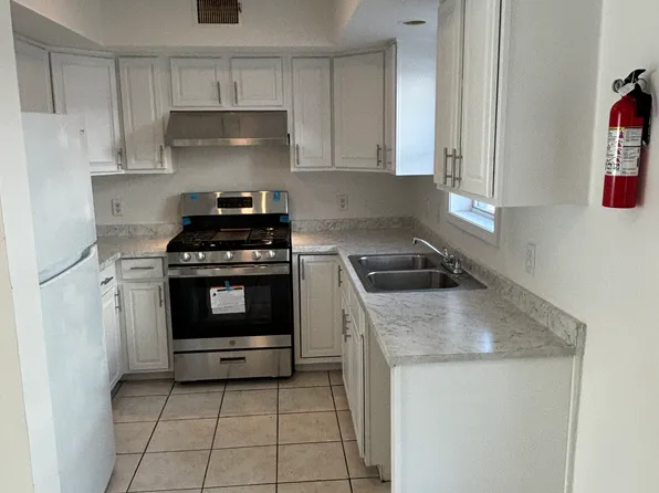 235 Keen St #1R, Paterson, NJ 07524