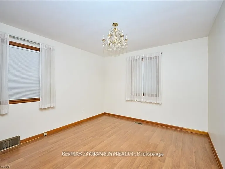 6299 Murray St — Photo 8
