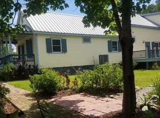 419 3rd St, Bay Saint Louis, MS 39520
