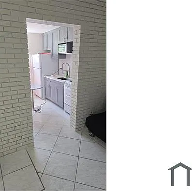 581 Burlington St — Photo 3
