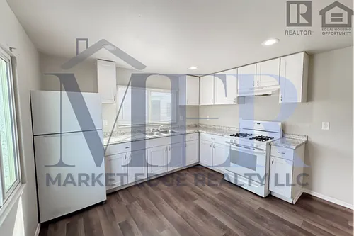 3601 W Melvin St Photo 1