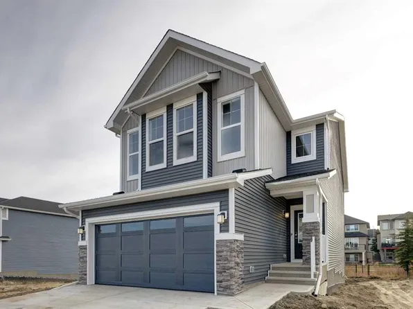 243 N Silver Spruce Grv SW, Calgary, AB T2X 5M2