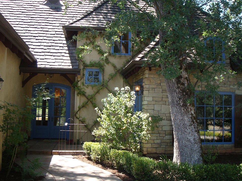 1st image of 21797 Apple Hill Drive
