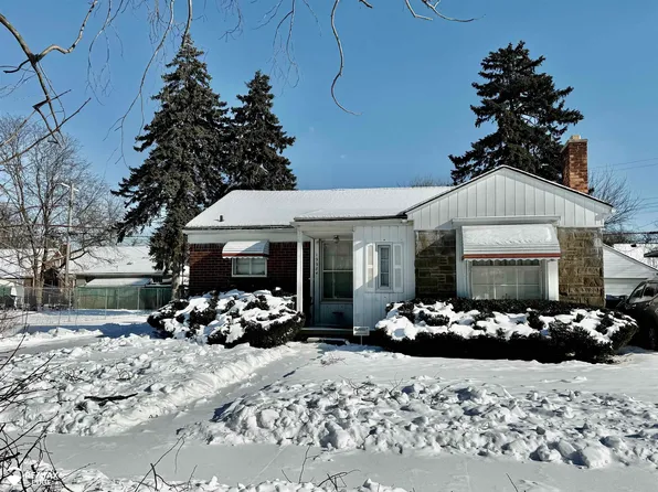19984 Sorrento St, Detroit, MI 48235