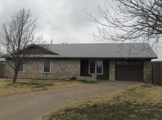 1409 Carole Cir, Altus, OK 73521