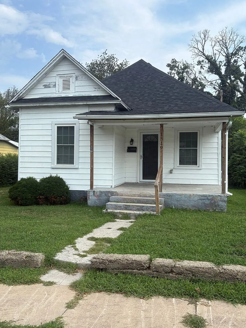 For Lease: 1519 Nelson, Webb City, Mo $1,1150 — Photo 2