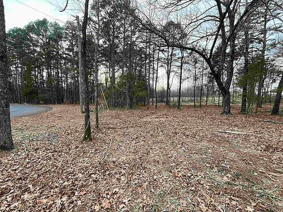 2nd image of 8 South Dr