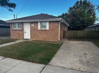 3415 Delille St, Chalmette, LA 70043