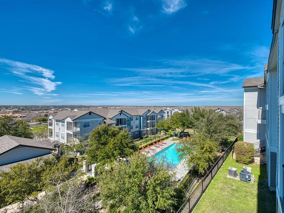 Saddle Ridge