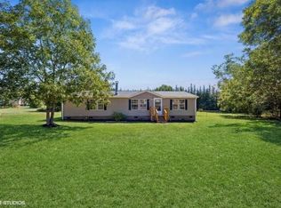 109 Rams Head Ct, Townville, SC 29689