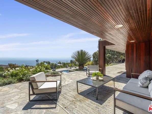 22456 Carbon Mesa Rd, Malibu, CA 90265