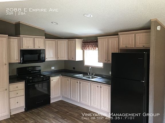 5th image of 2088 E Empire Ave