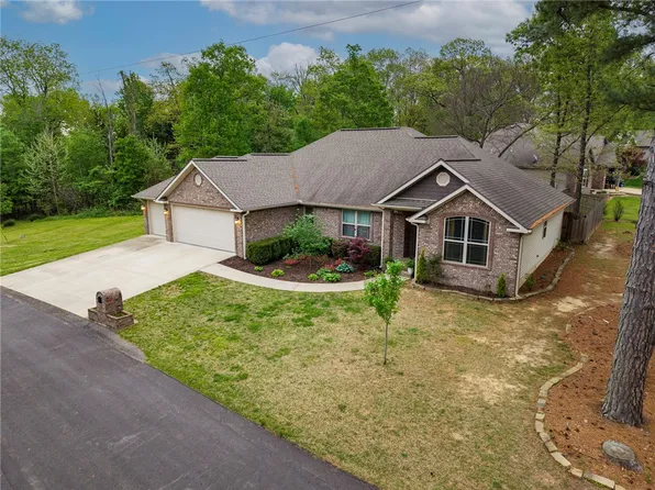 2 Haworth Cir, Cir, AR 72714