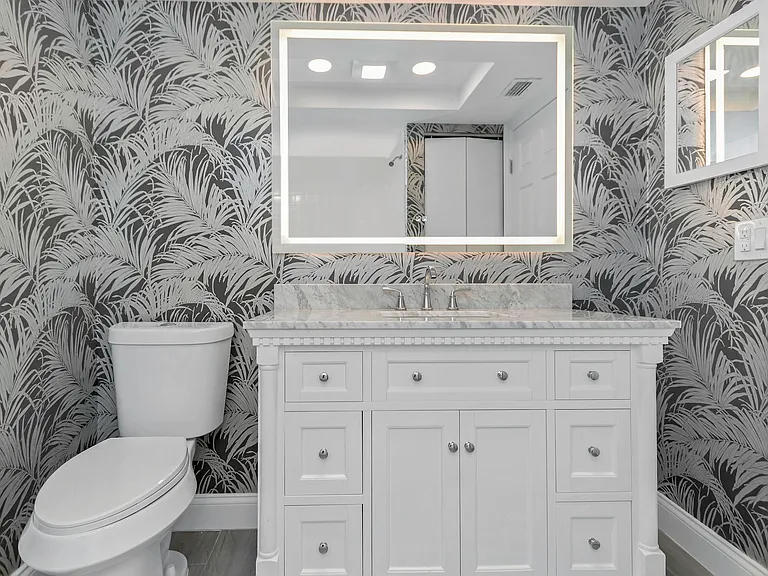 4910 38th Way S #111 — Photo 37