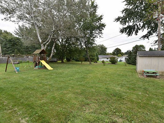 2nd image of 2101 Garven Ct
