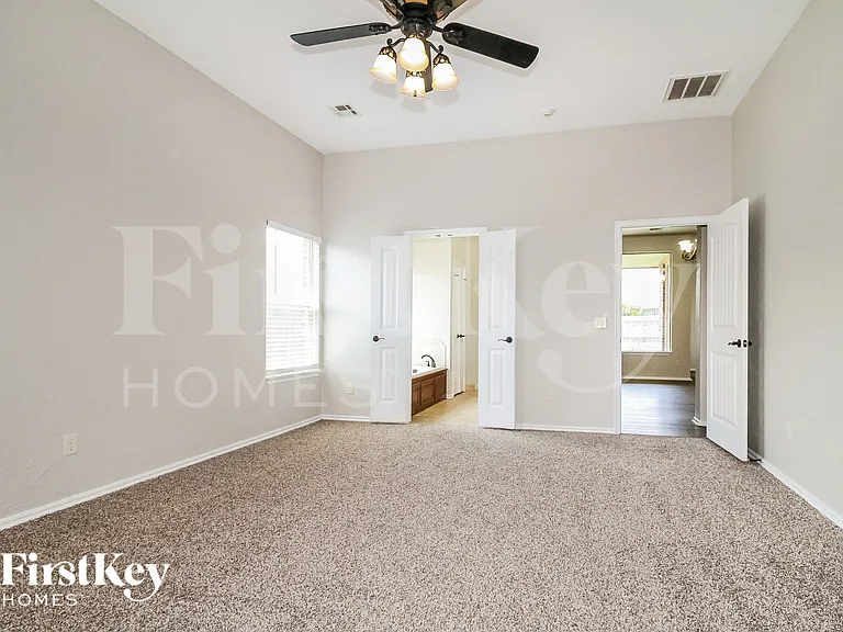 17205 Serrano Dr — Photo 9