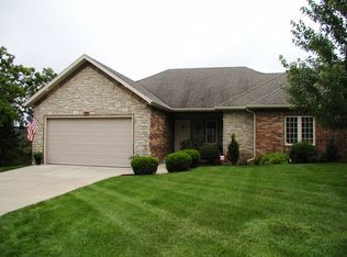 166 Deer Valley Dr, Branson, MO 65616