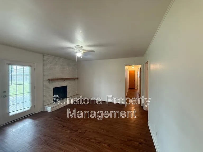 8281 E 33rd Pl — Photo 9