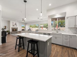 8056 E Lariat Ln, Scottsdale, AZ 85255