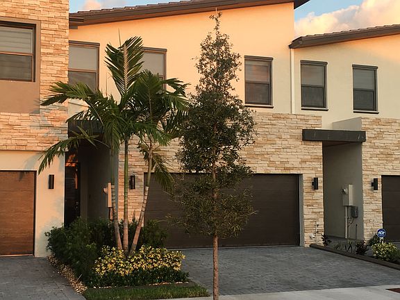 3rd image of 8073 NW 105th Ave