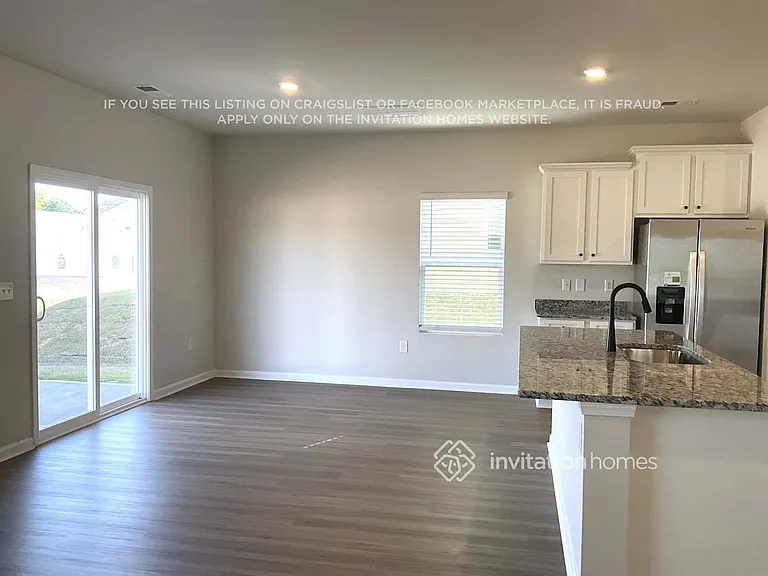 3331 Fox Hall Dr — Photo 4