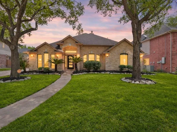 17526 Golden Glade Ln, Houston, TX 77095