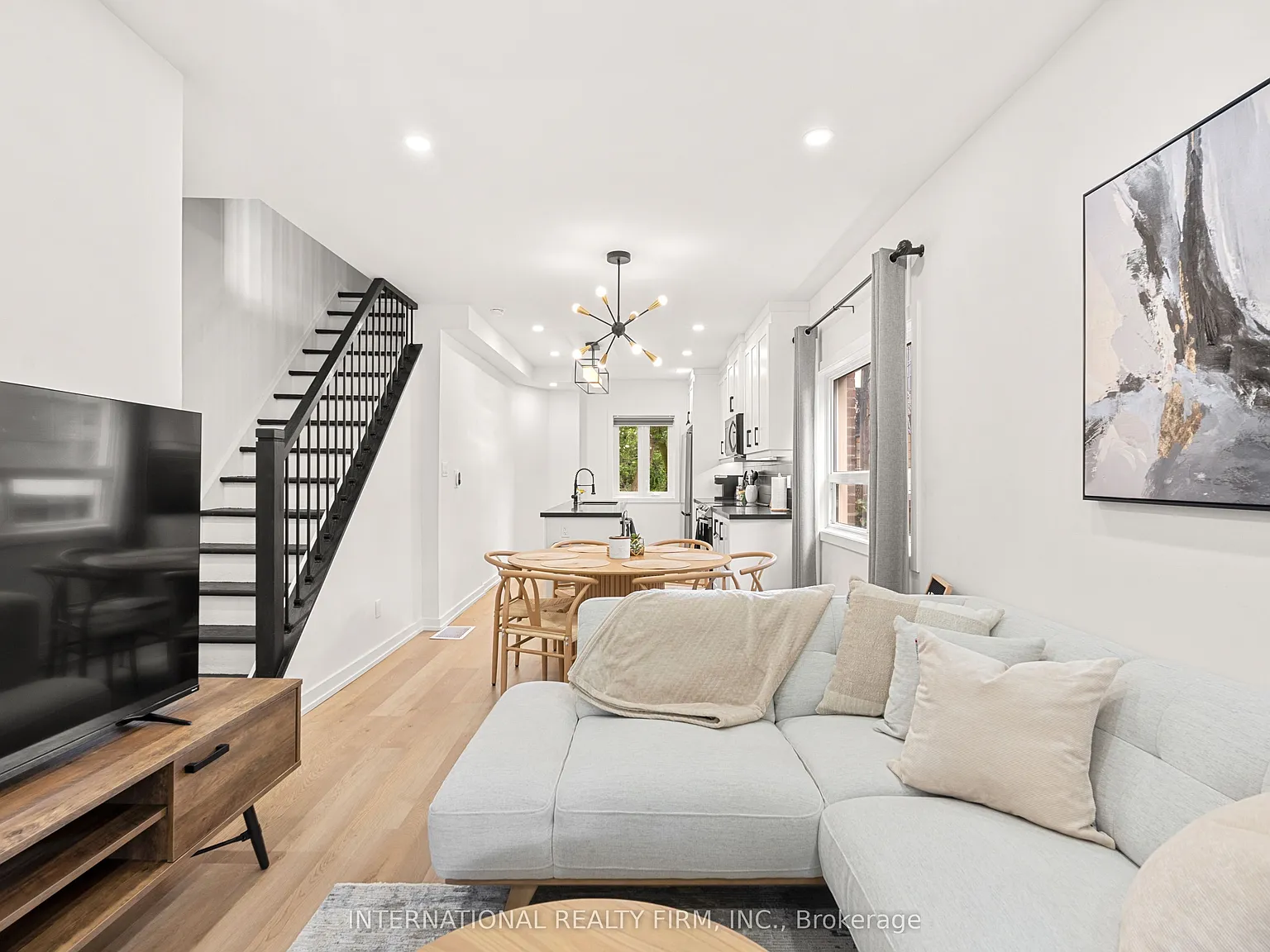 3 bed, $4,625 — Photo 4