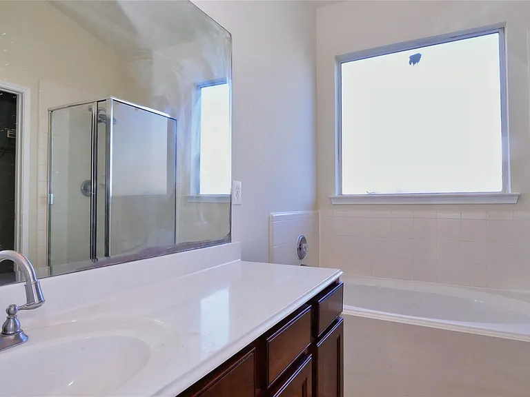 25206 Bright Hollow Ln — Photo 9